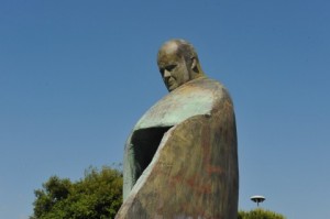 Oliviero-Rainaldi-Beato-Giovanni-Paolo-II-4-480x319